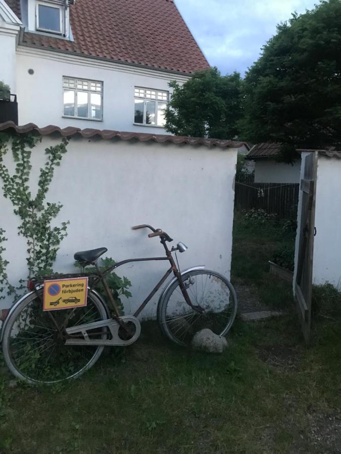 Botanikerns Hus Villa Loderup ภายนอก รูปภาพ